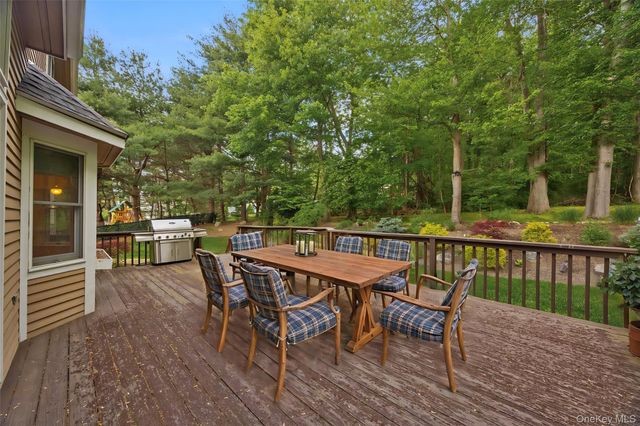 3050 Chen Court, Yorktown Heights, NY 10598