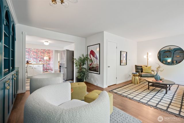 4512 6th Avenue NW, Seattle, WA 98107