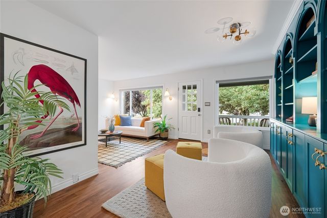 4512 6th Avenue NW, Seattle, WA 98107