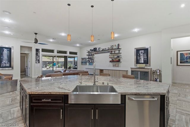1211 Lake Heights Court, Henderson, NV 89002