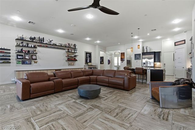1211 Lake Heights Court, Henderson, NV 89002