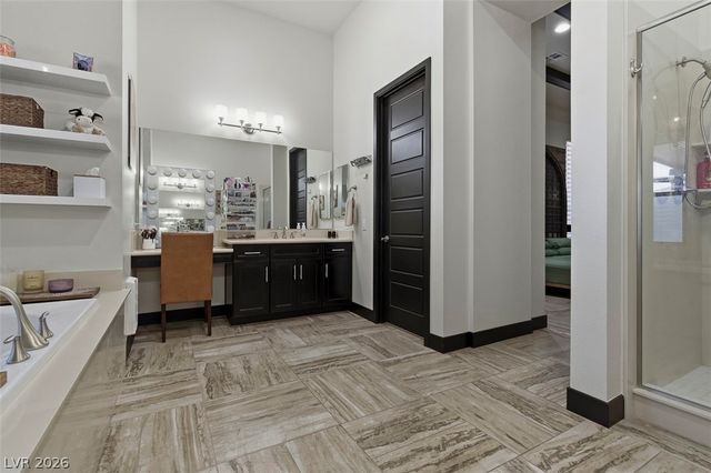 1211 Lake Heights Court, Henderson, NV 89002