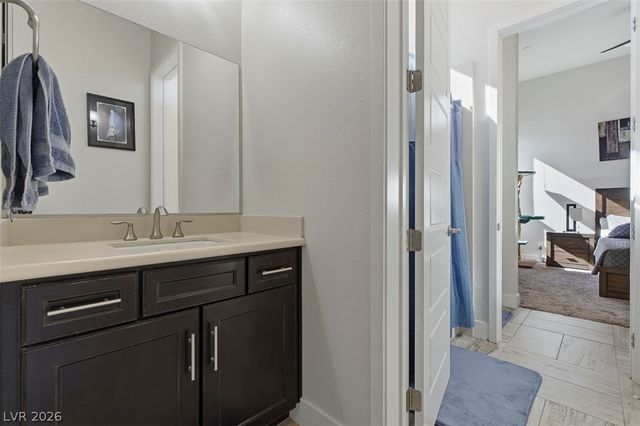 1211 Lake Heights Court, Henderson, NV 89002