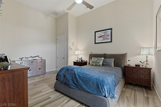 1211 Lake Heights Court, Henderson, NV 89002