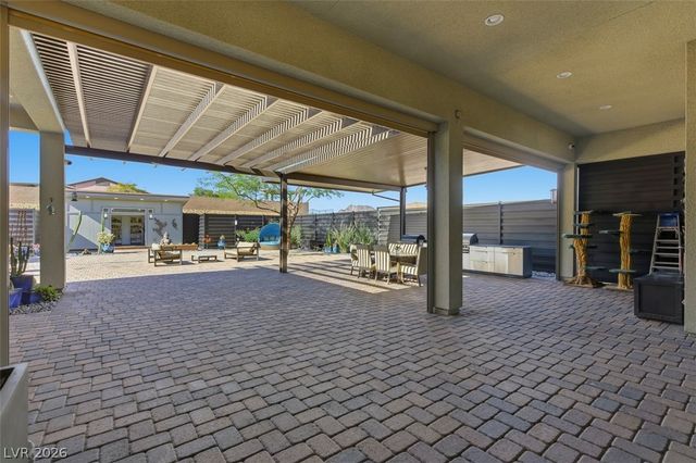 1211 Lake Heights Court, Henderson, NV 89002