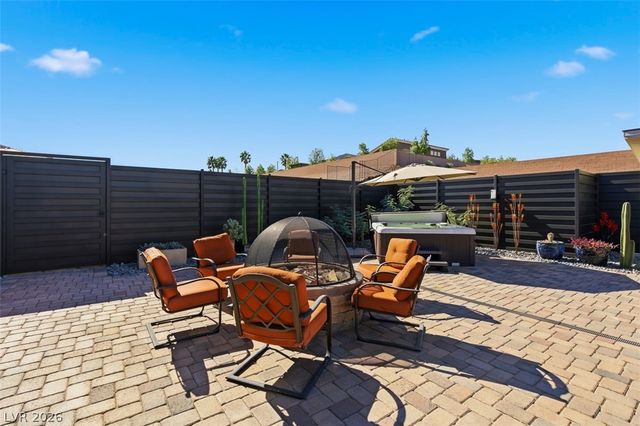 1211 Lake Heights Court, Henderson, NV 89002