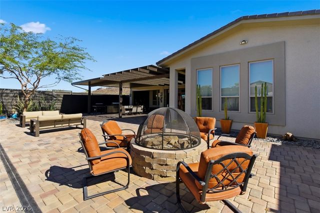 1211 Lake Heights Court, Henderson, NV 89002