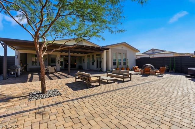 1211 Lake Heights Court, Henderson, NV 89002