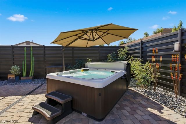 1211 Lake Heights Court, Henderson, NV 89002