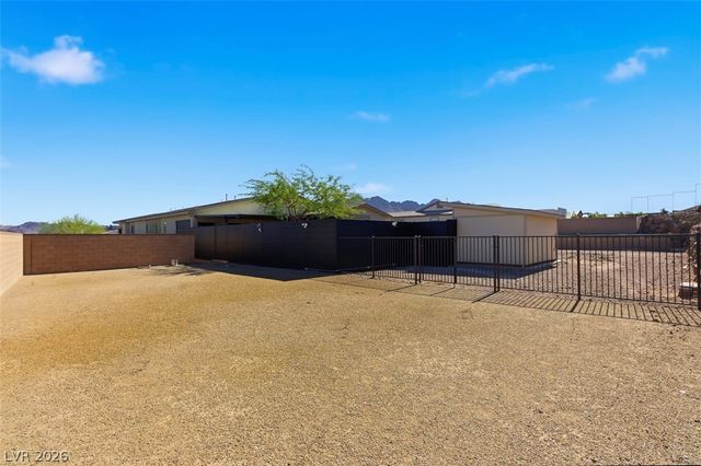1211 Lake Heights Court, Henderson, NV 89002