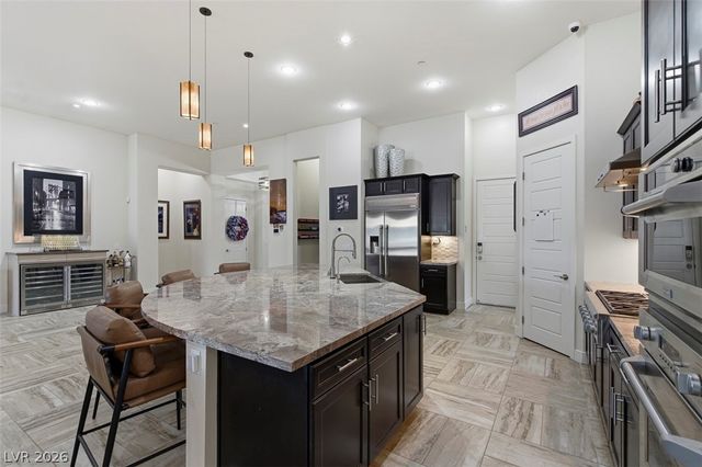 1211 Lake Heights Court, Henderson, NV 89002