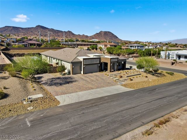 1211 Lake Heights Court, Henderson, NV 89002