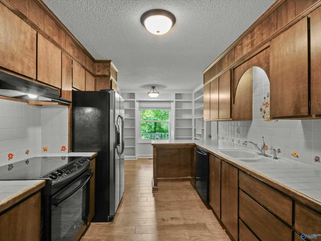 7663 County Road 92, Rogersville, AL 35652