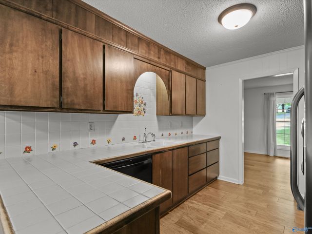 7663 County Road 92, Rogersville, AL 35652