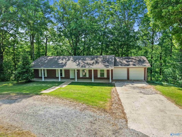 7663 County Road 92, Rogersville, AL 35652