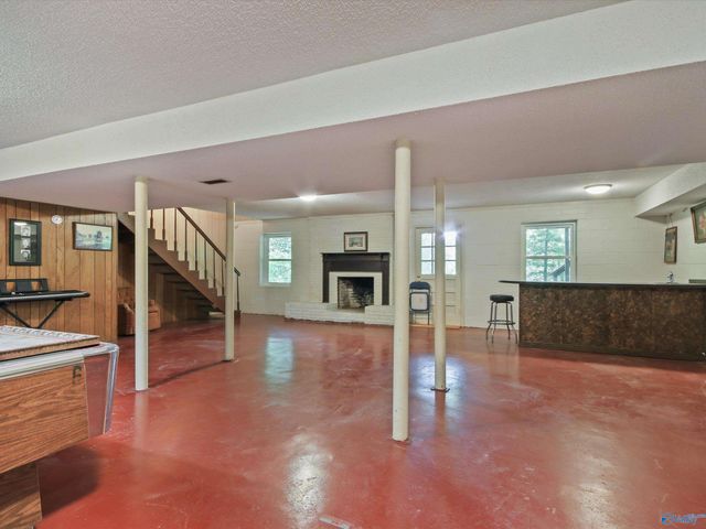 7663 County Road 92, Rogersville, AL 35652