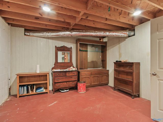 7663 County Road 92, Rogersville, AL 35652