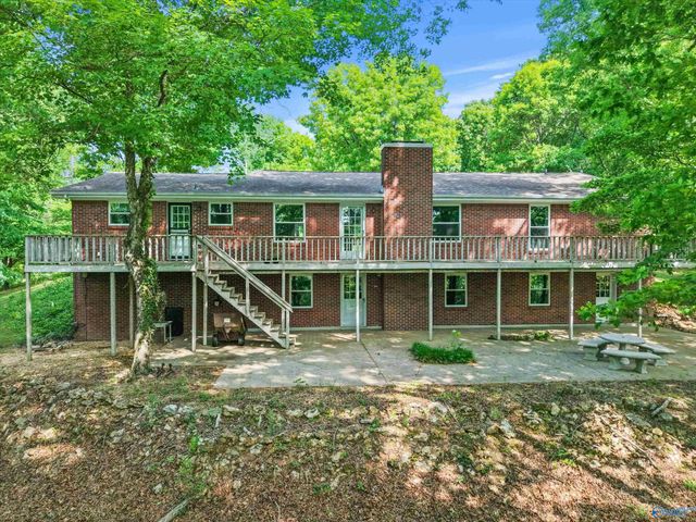7663 County Road 92, Rogersville, AL 35652