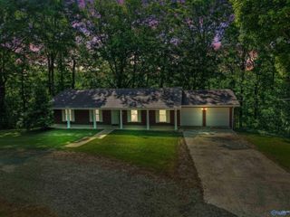 7663 County Road 92, Rogersville, AL 35652
