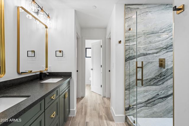 7225 E Harmont Drive, Scottsdale, AZ 85258