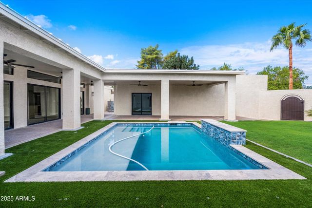 7225 E Harmont Drive, Scottsdale, AZ 85258