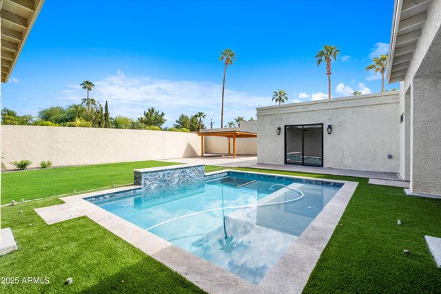 7225 E Harmont Drive, Scottsdale, AZ 85258