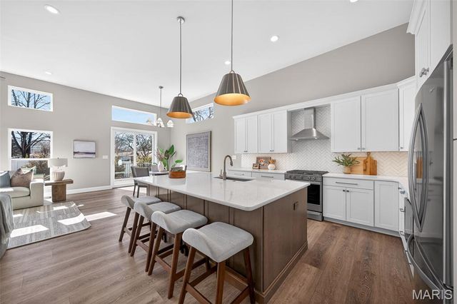 1 TBB Whitehall Pointe @ Brightleaf Manor Villas, Wildwood, MO 63038