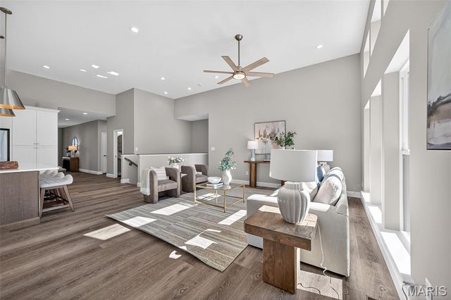 1 TBB Whitehall Pointe @ Brightleaf Manor Villas, Wildwood, MO 63038