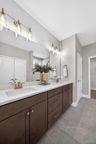 1 TBB Whitehall Pointe @ Brightleaf Manor Villas, Wildwood, MO 63038