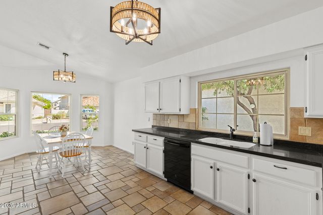 7021 W MCRAE Way, Glendale, AZ 85308