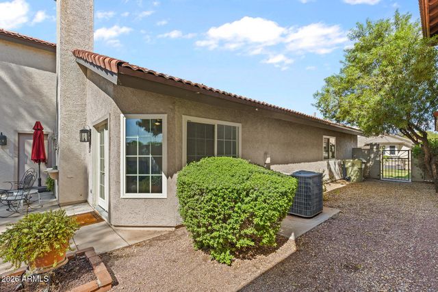 7021 W MCRAE Way, Glendale, AZ 85308