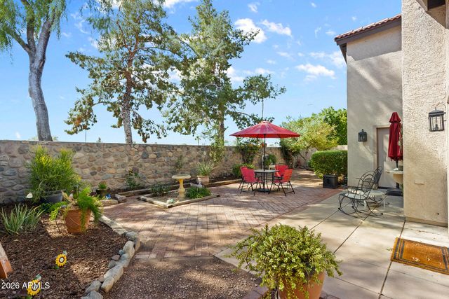7021 W MCRAE Way, Glendale, AZ 85308