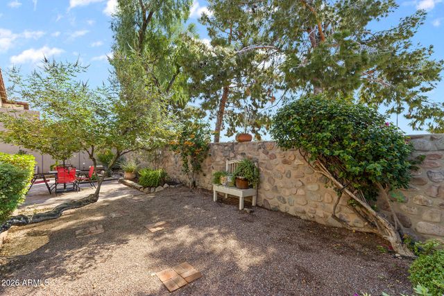 7021 W MCRAE Way, Glendale, AZ 85308