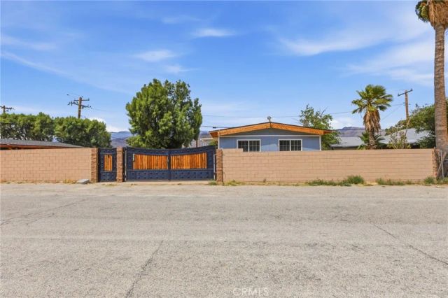 52010 Maxine, Cabazon, CA 92230