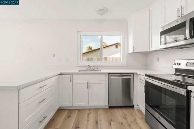 2120 Sugartree Drive, Pittsburg, CA 94565