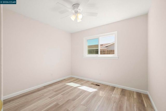 2120 Sugartree Drive, Pittsburg, CA 94565