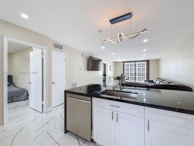 3100 NE 48th St 507, Fort Lauderdale, FL 33308
