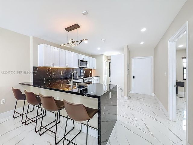 3100 NE 48th St 507, Fort Lauderdale, FL 33308