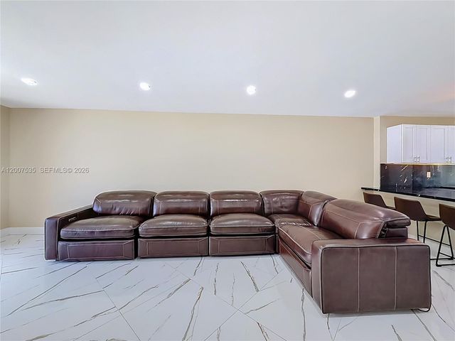 3100 NE 48th St 507, Fort Lauderdale, FL 33308