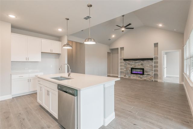 232 Gardenia Drive, Azle, TX 76020