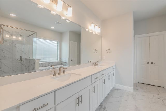 232 Gardenia Drive, Azle, TX 76020