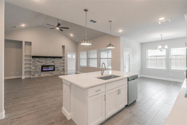 232 Gardenia Drive, Azle, TX 76020