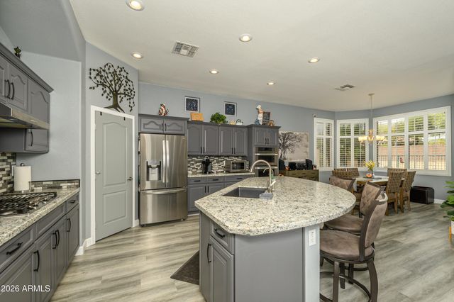 17790 W SAMMY Way, Surprise, AZ 85374