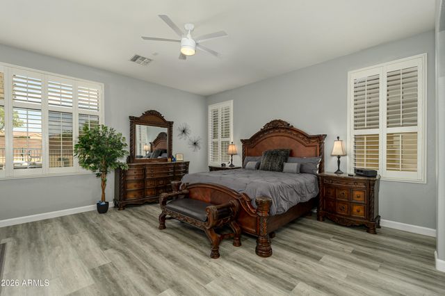 17790 W SAMMY Way, Surprise, AZ 85374