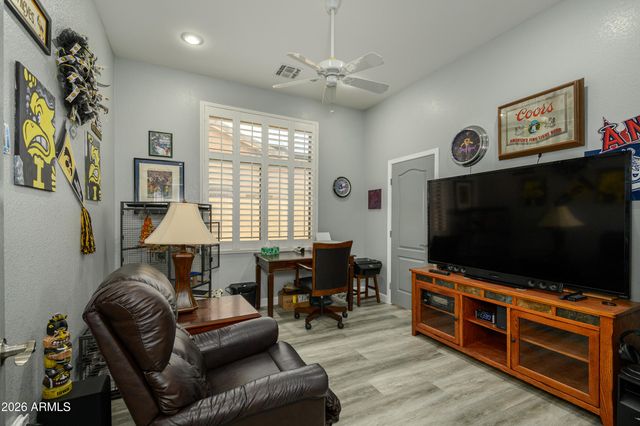 17790 W SAMMY Way, Surprise, AZ 85374