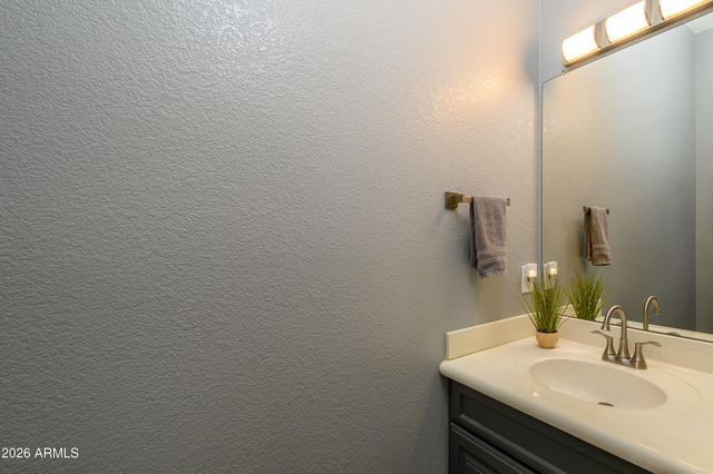 17790 W SAMMY Way, Surprise, AZ 85374