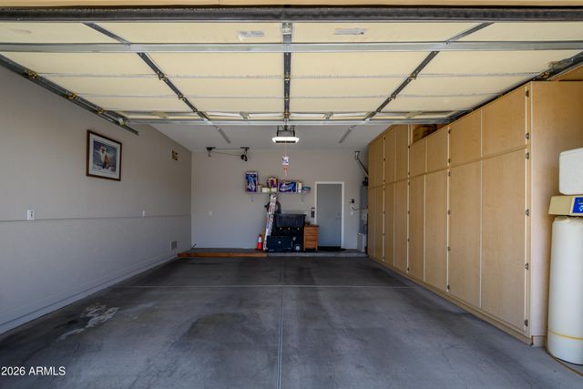 17790 W SAMMY Way, Surprise, AZ 85374