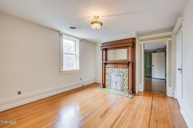 322 Spruce Street, Bristol, TN 37620