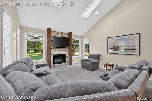 2145 Cole Road, Lake Orion, MI 48362