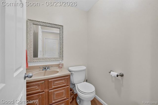 2145 Cole Road, Lake Orion, MI 48362